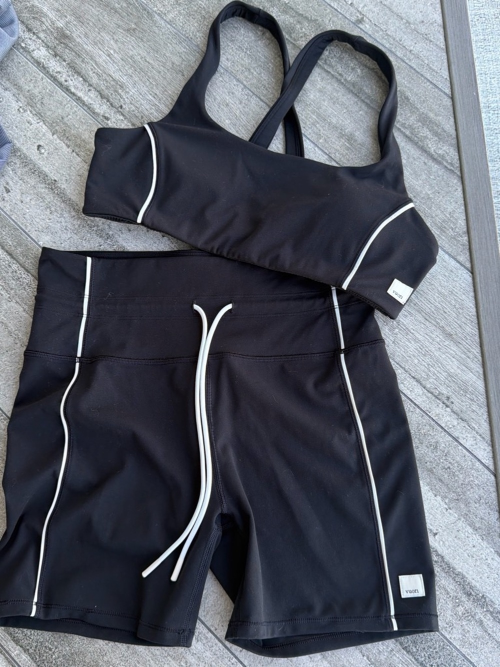 Vuori Black Active High-Waist daily drawstring shorts and Sports Bra Set